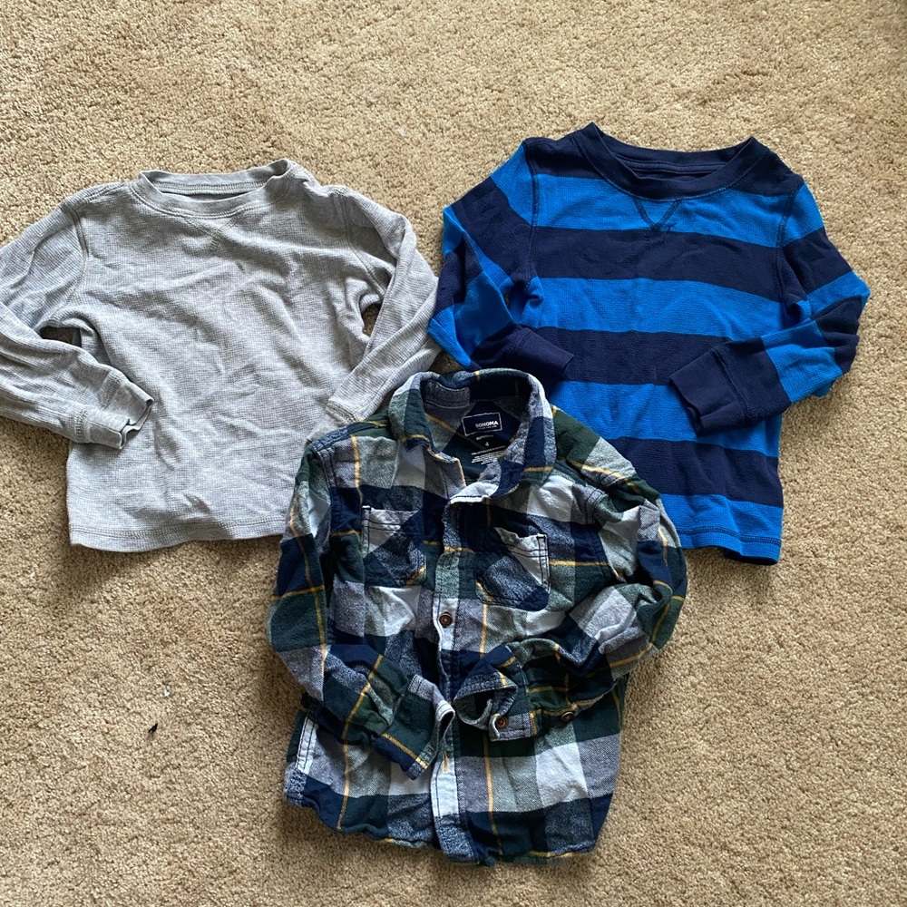 4T boys. Long sleeve.